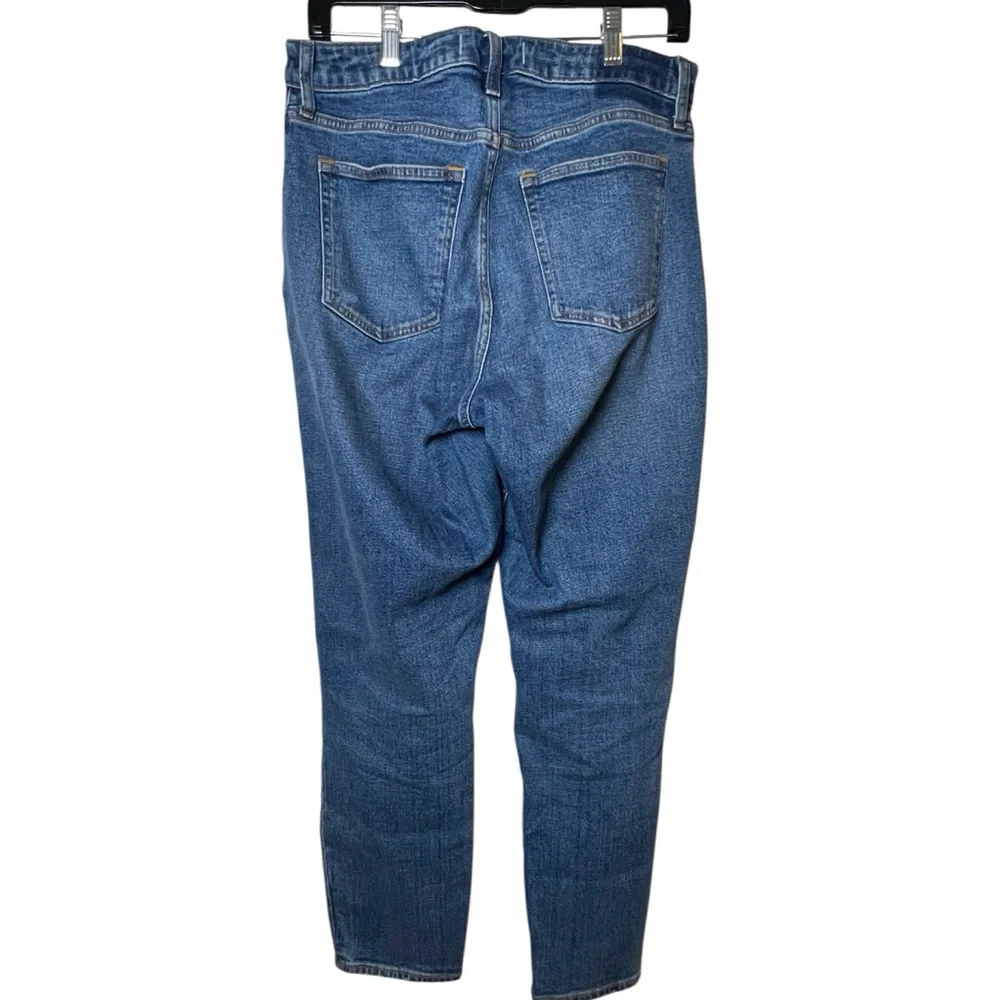 Abercrombie & Fitch The Mom High Rise jeans size 29/8 long